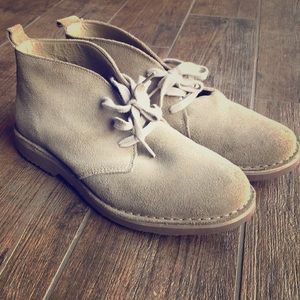 Men’s LL Bean Suede Chukka Boot 11.5